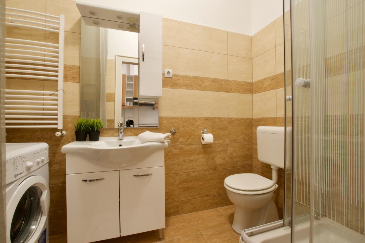 Standard Apartment By Hi5 - Asboth 15 บูดาเปสต์ ภายนอก รูปภาพ